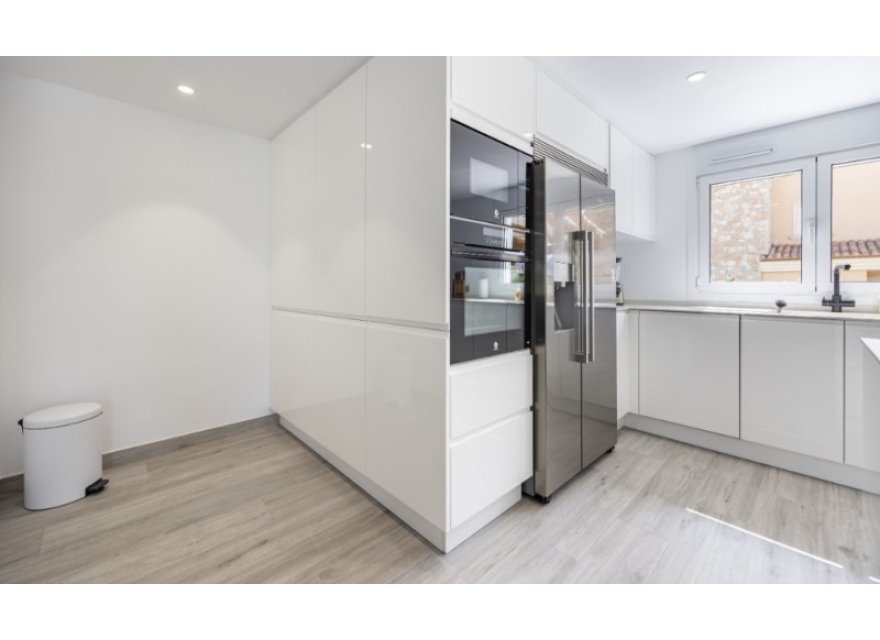 Resale - Villa - Albir  - Costa Blanca