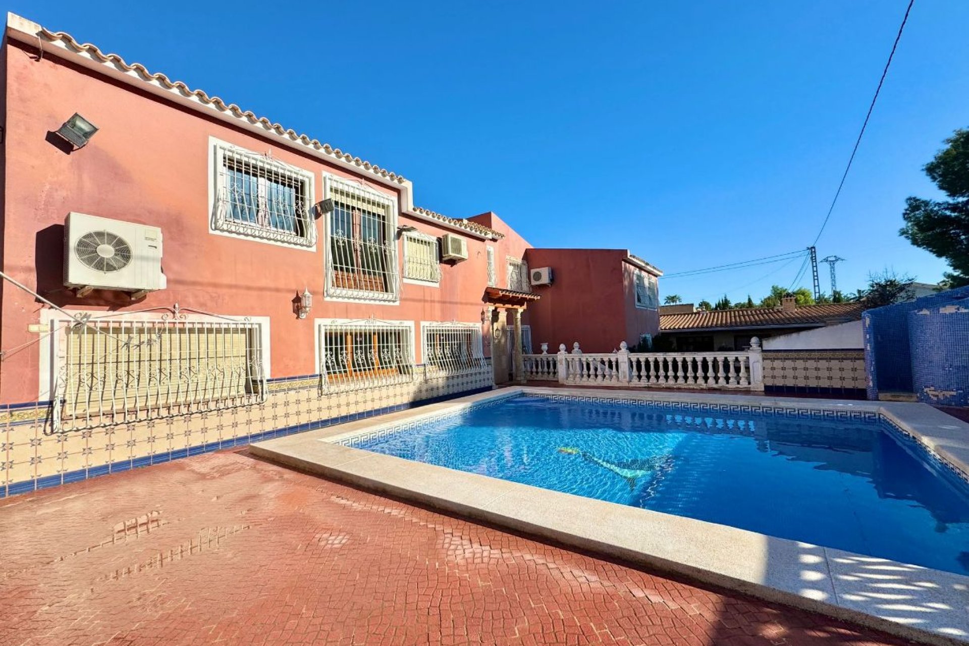 Resale - Villa - Albir  - Costa Blanca