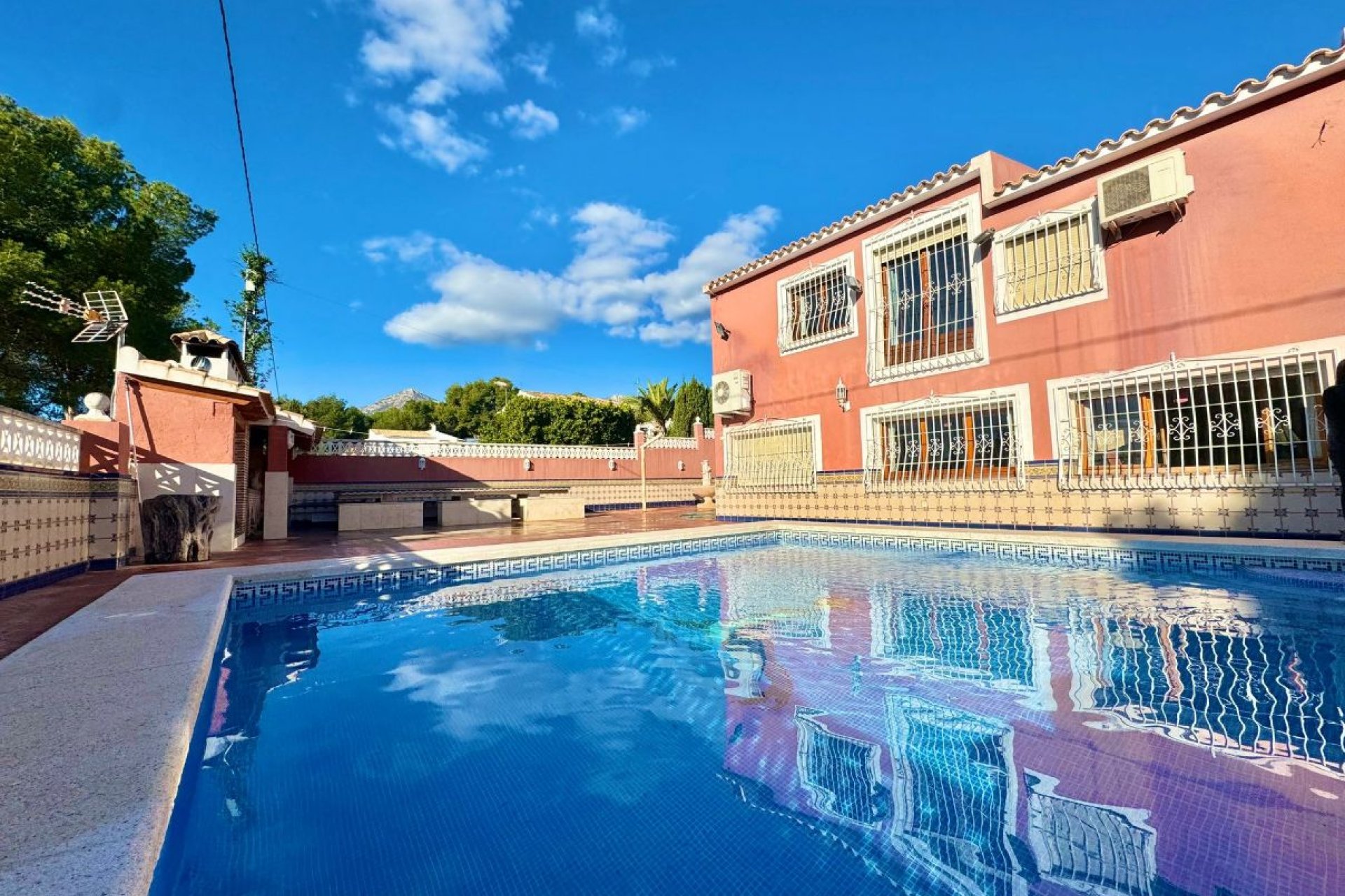 Resale - Villa - Albir  - Costa Blanca