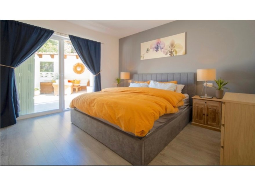 Resale - Villa - Albir  - Costa Blanca