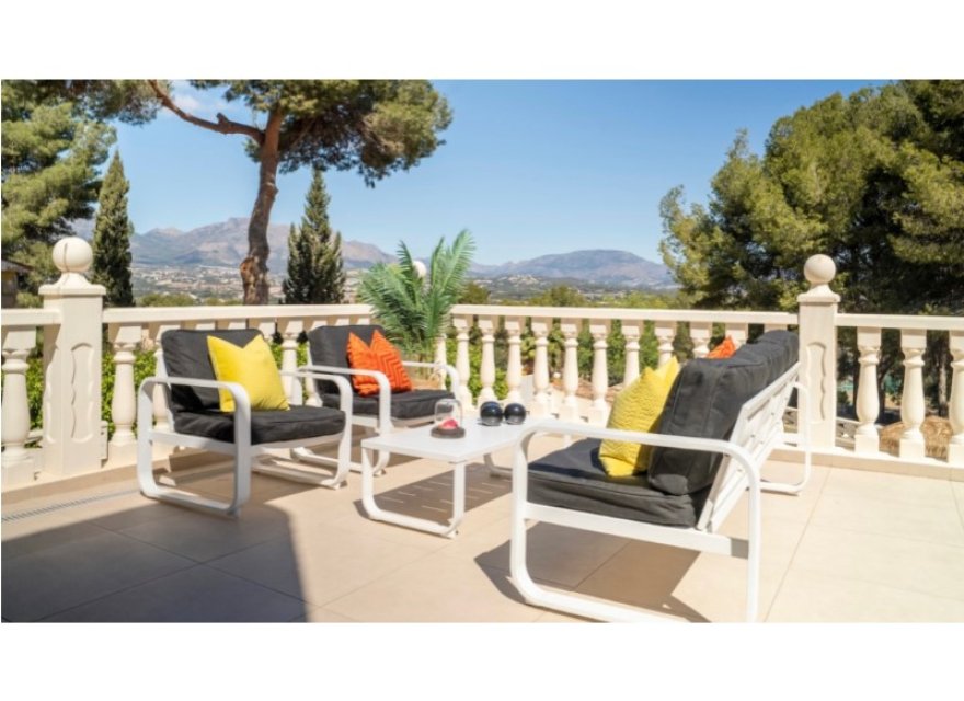 Resale - Villa - Albir  - Costa Blanca