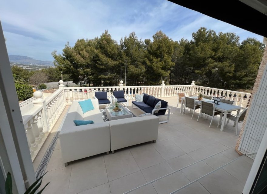 Resale - Villa - Albir  - Costa Blanca