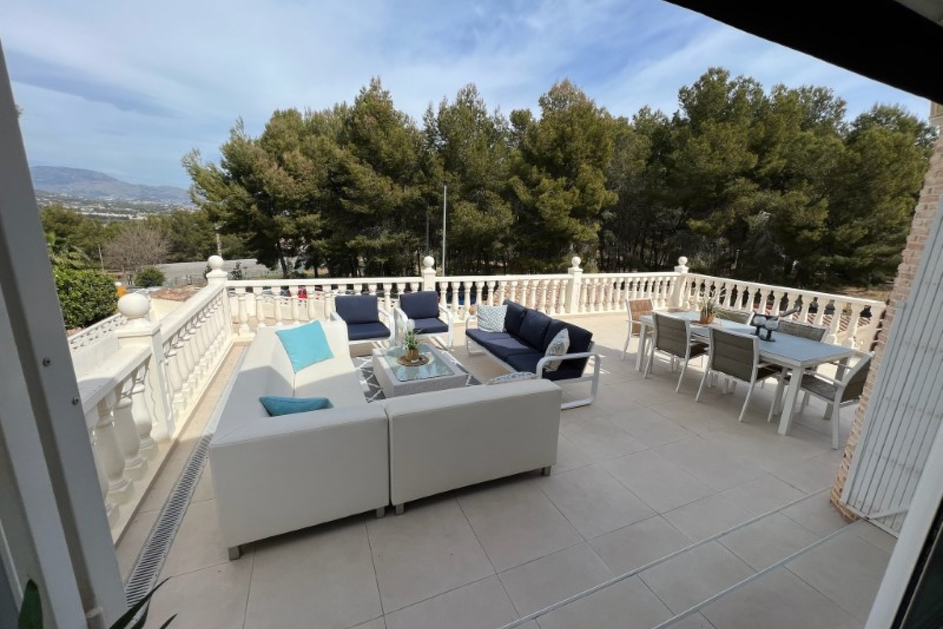 Resale - Villa - Albir  - Costa Blanca