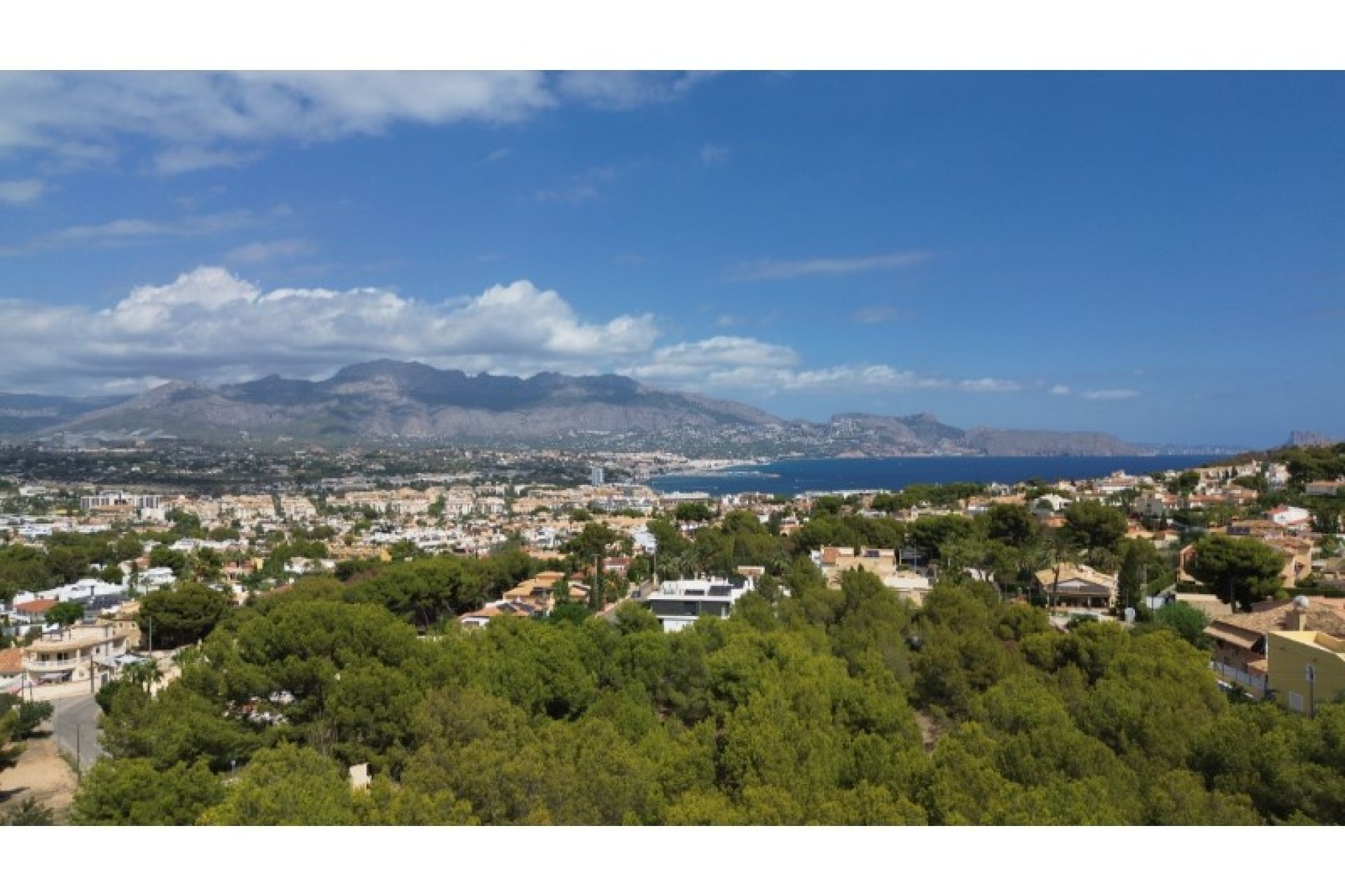 Resale - Villa - Albir  - Costa Blanca