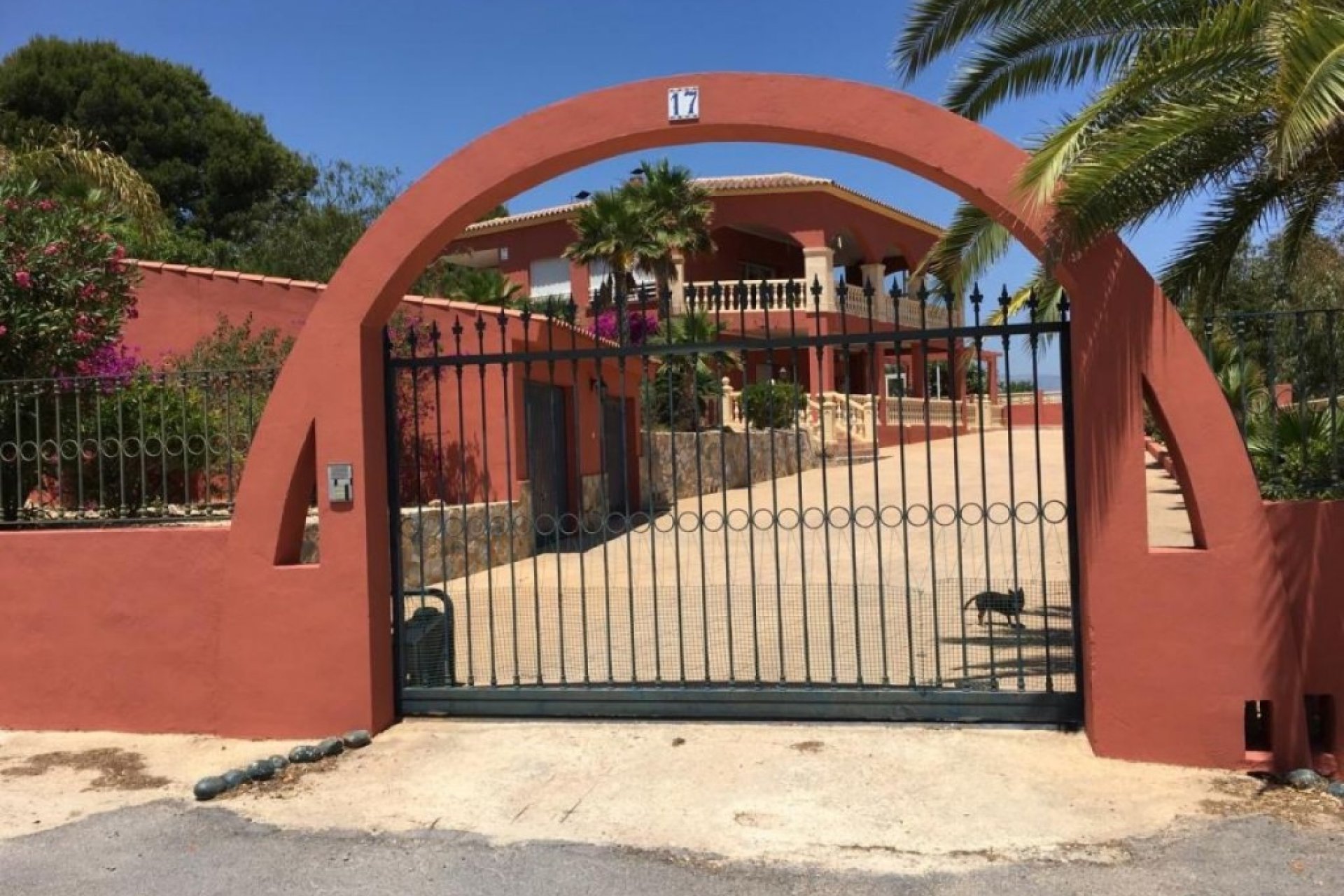 Resale - Villa - Albir  - Costa Blanca