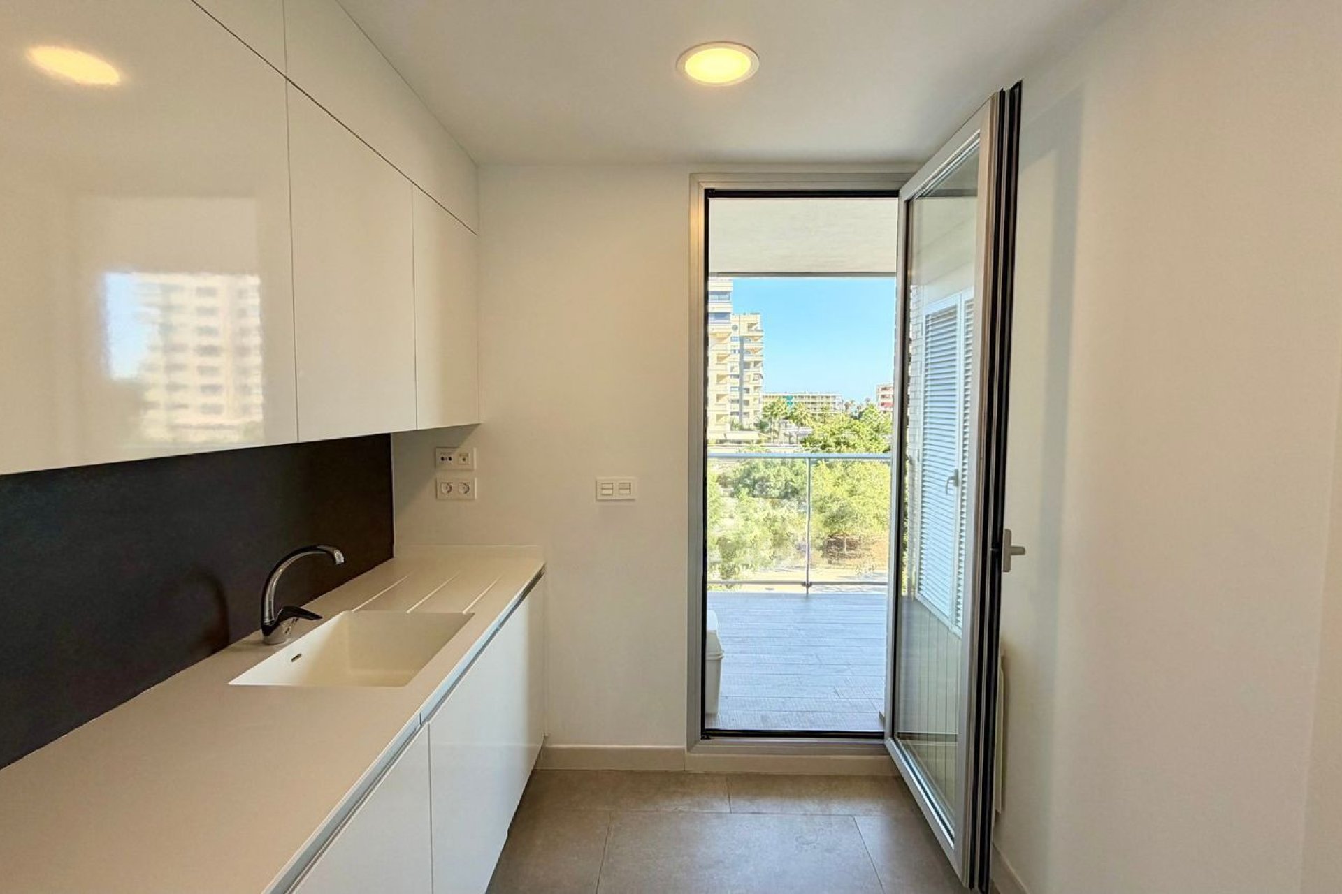 Resale - Villa - Alicante - San Juan de Alicante