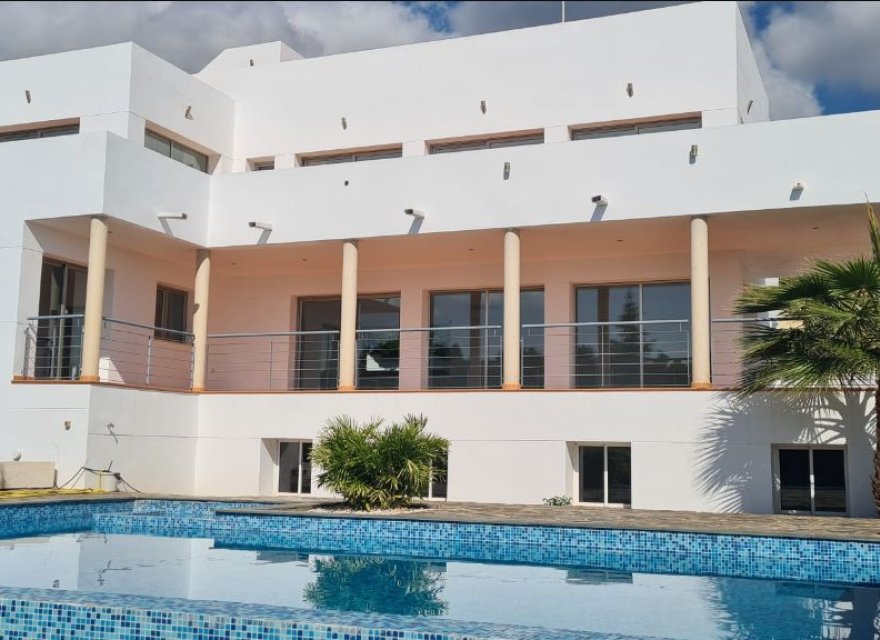 Resale - Villa - Altea - Costa Blanca