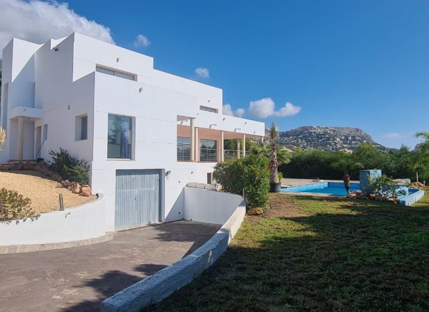 Resale - Villa - Altea - Costa Blanca