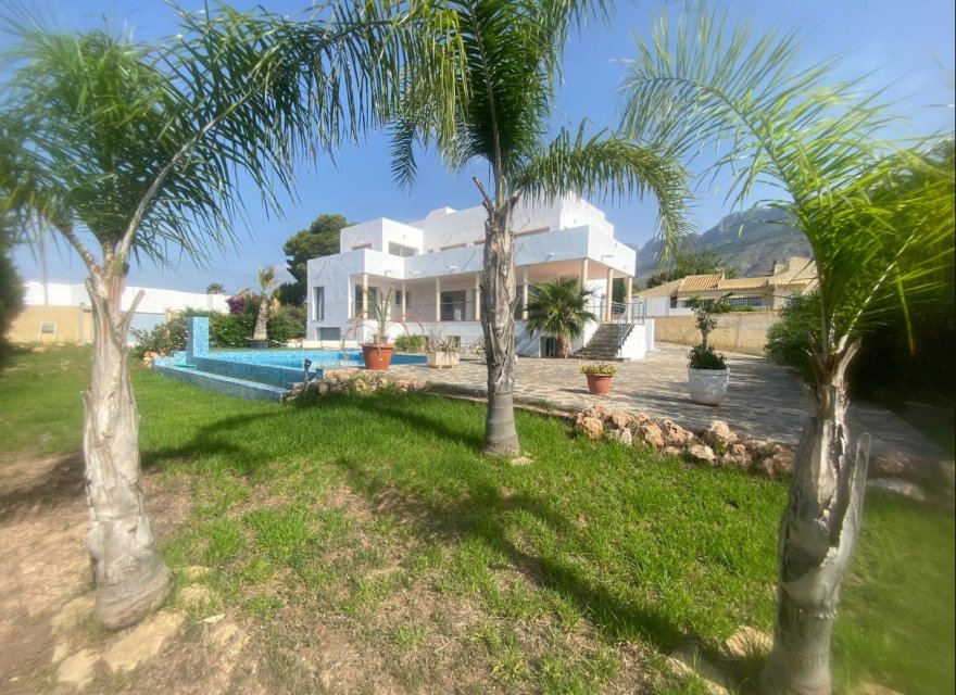 Resale - Villa - Altea - Costa Blanca