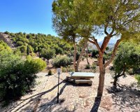 Resale - Villa - Altea