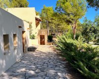 Resale - Villa - Altea