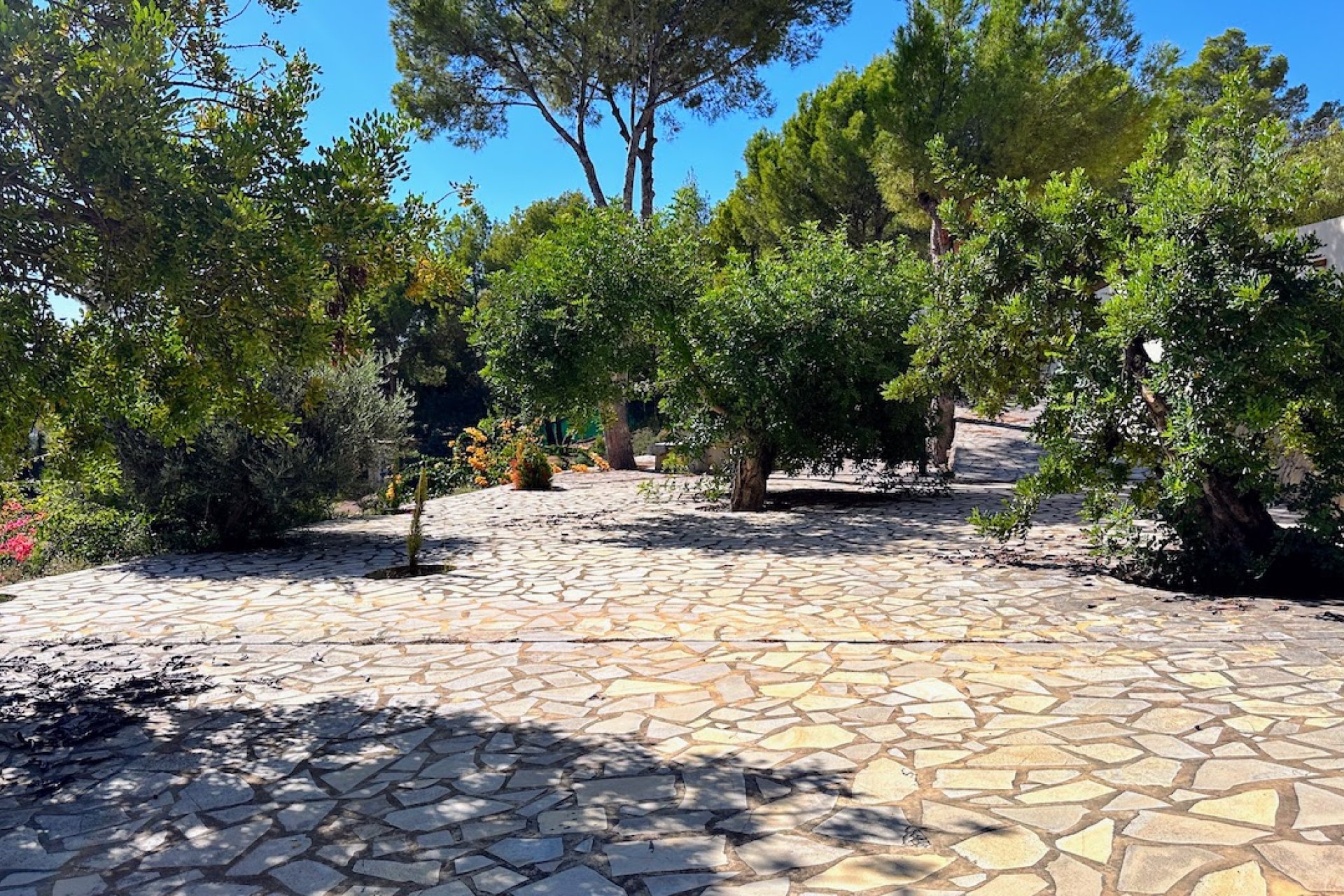 Resale - Villa - Altea