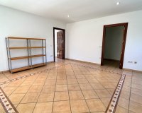 Resale - Villa - Altea