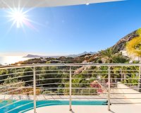 Resale - Villa - Altea