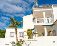 Resale - Villa - Altea