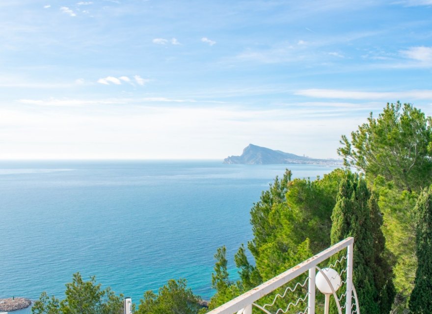 Resale - Villa - Altea