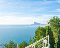 Resale - Villa - Altea