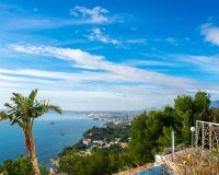 Resale - Villa - Altea