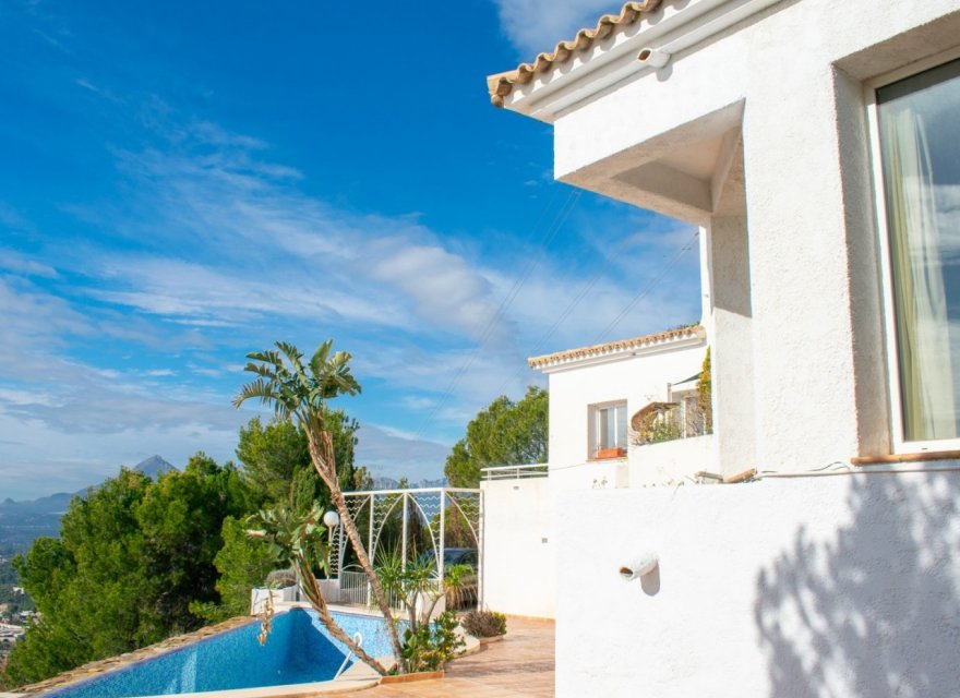 Resale - Villa - Altea