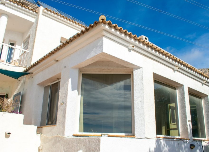 Resale - Villa - Altea