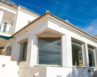 Resale - Villa - Altea