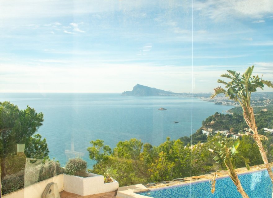 Resale - Villa - Altea