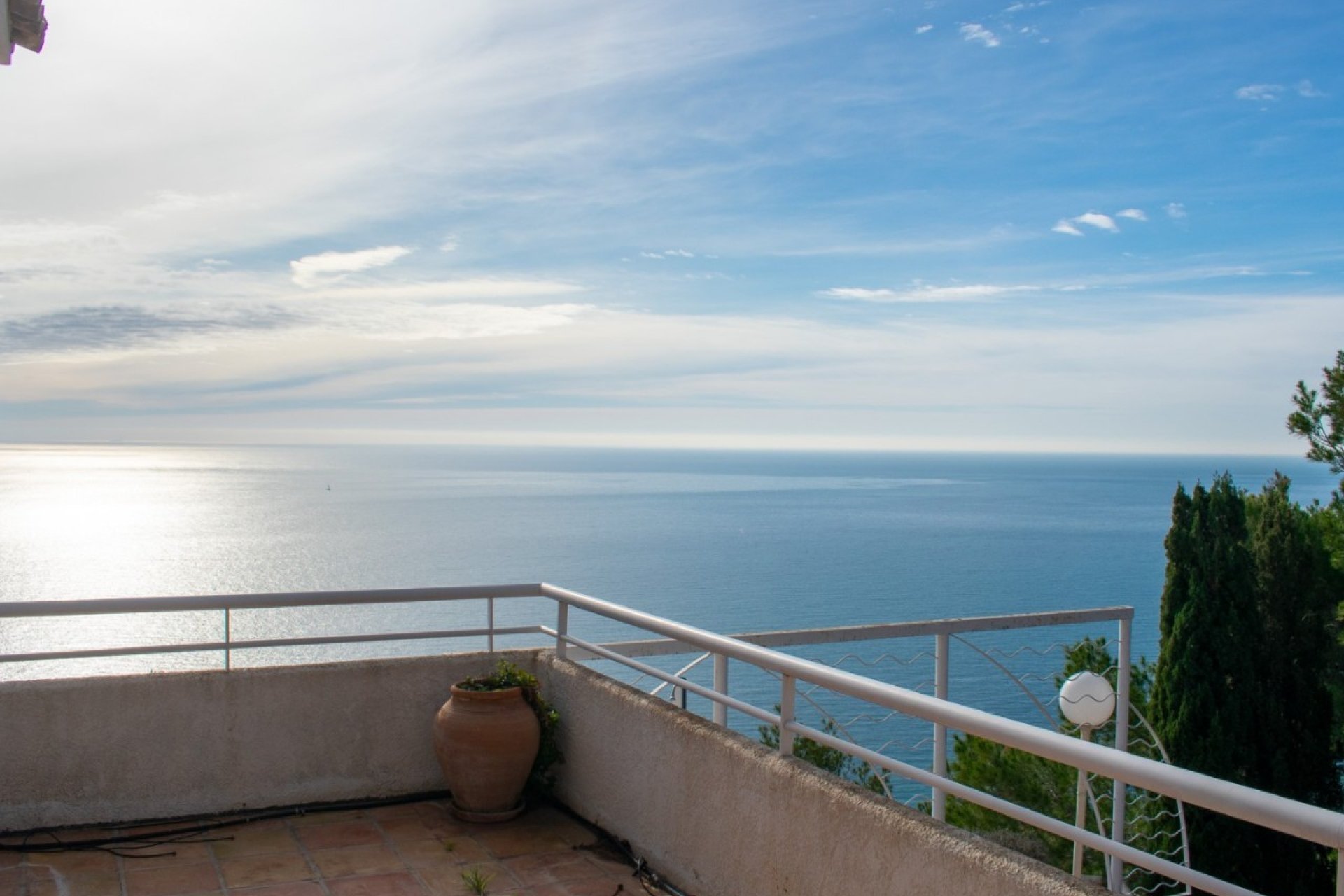 Resale - Villa - Altea