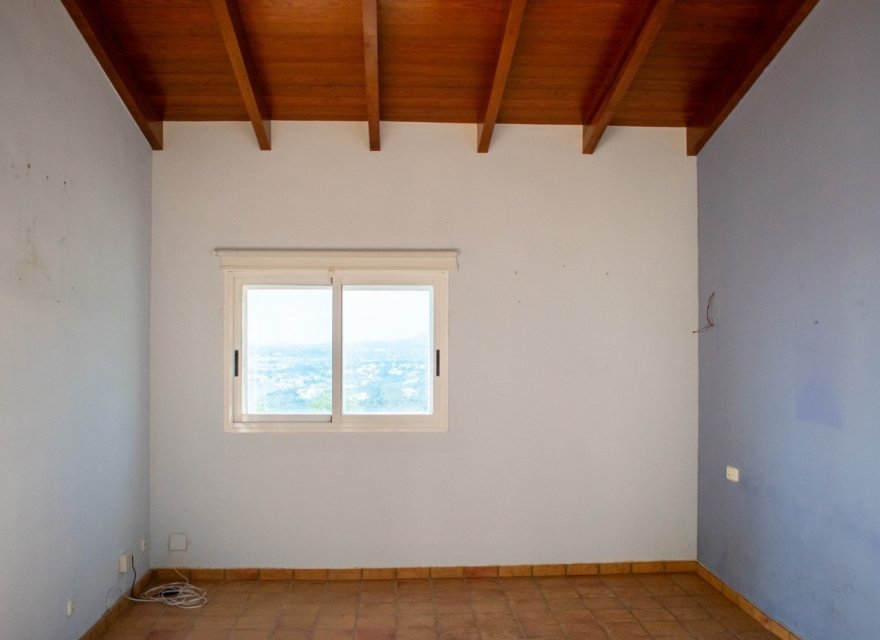 Resale - Villa - Altea