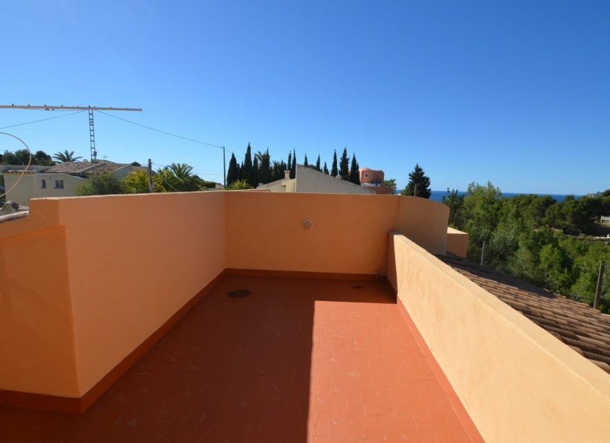 Resale - Villa - Altea