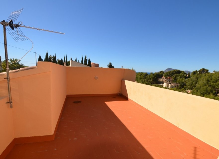 Resale - Villa - Altea