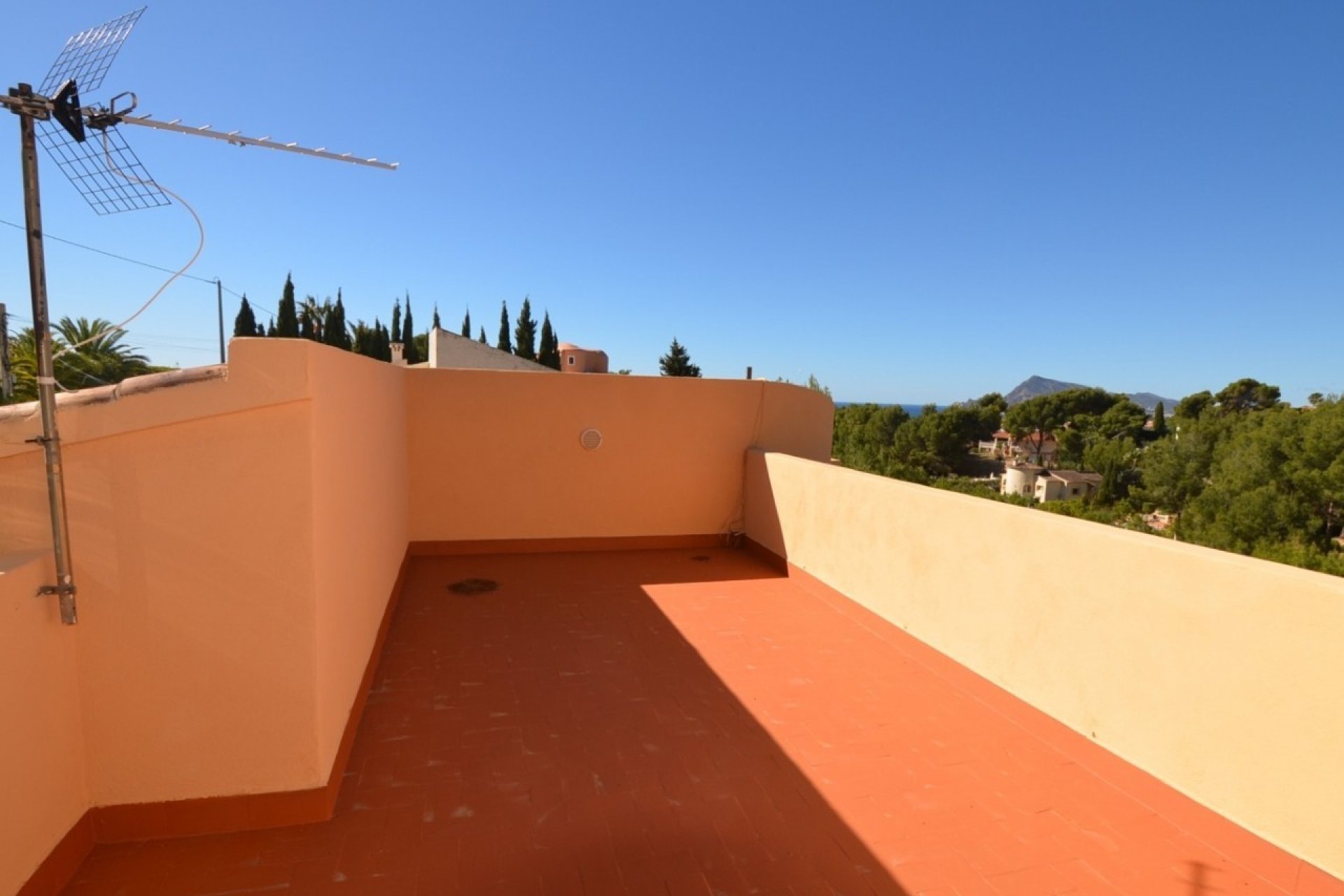 Resale - Villa - Altea