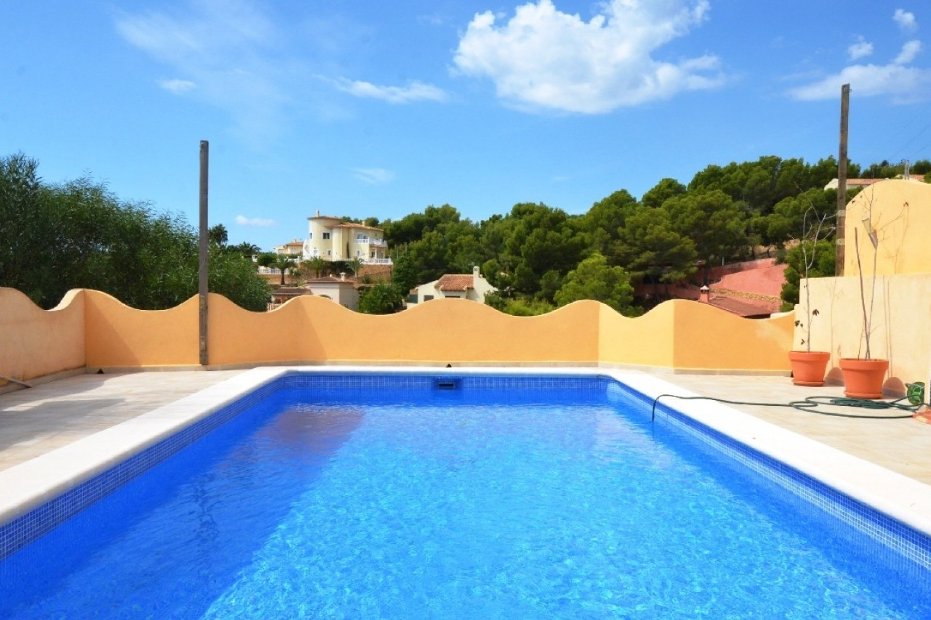 Resale - Villa - Altea