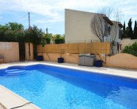 Resale - Villa - Altea