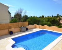 Resale - Villa - Altea