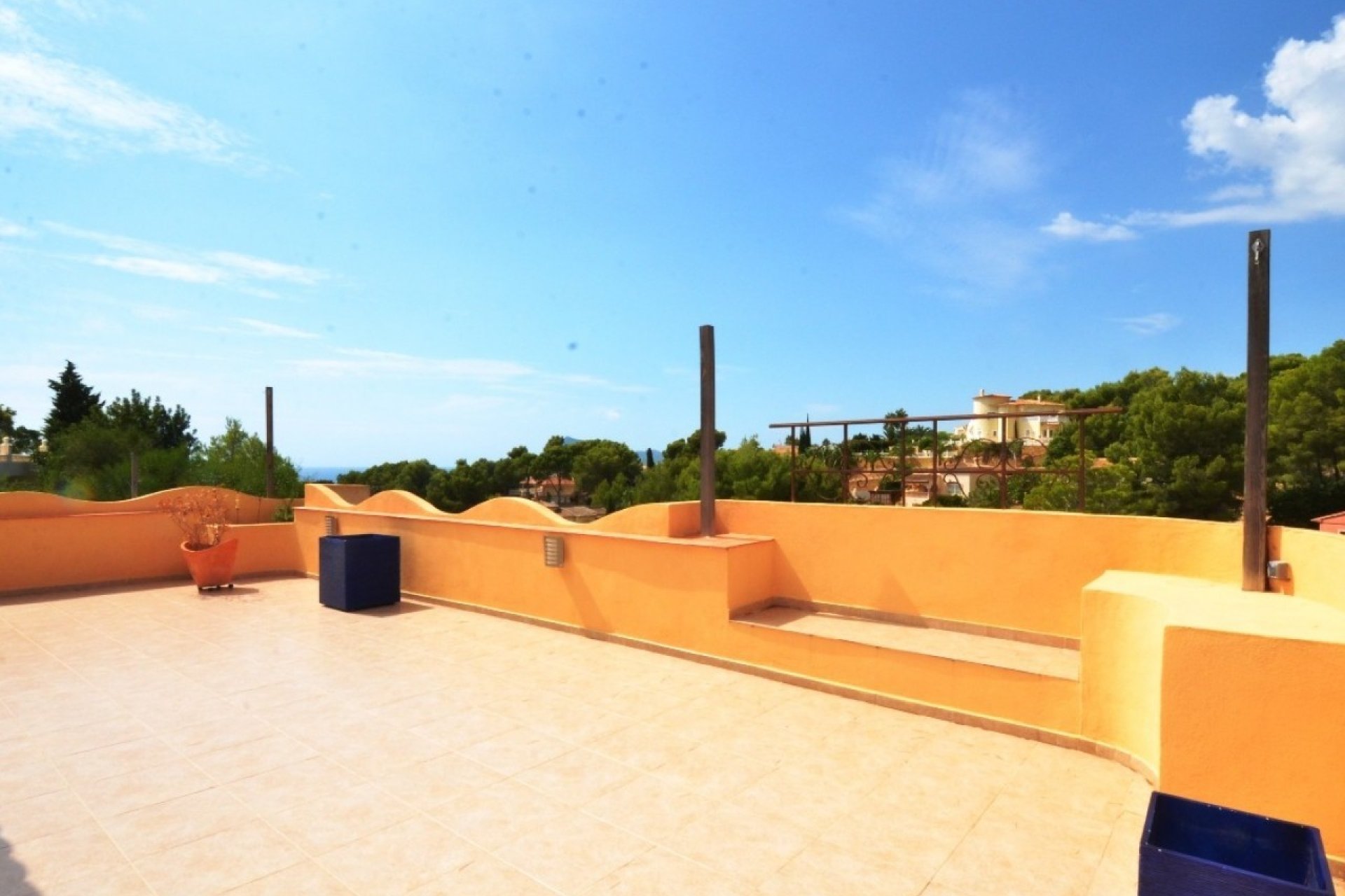 Resale - Villa - Altea