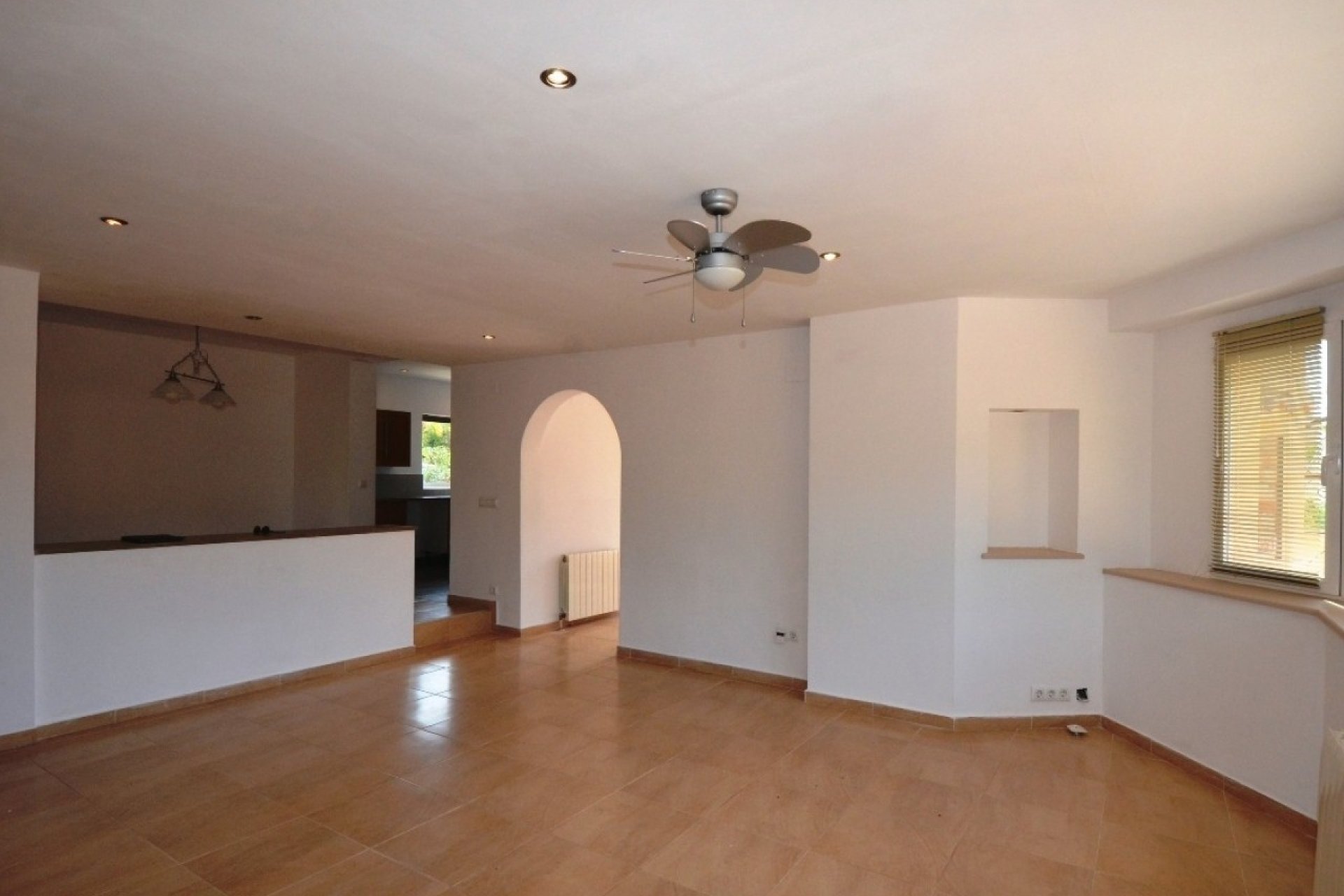 Resale - Villa - Altea