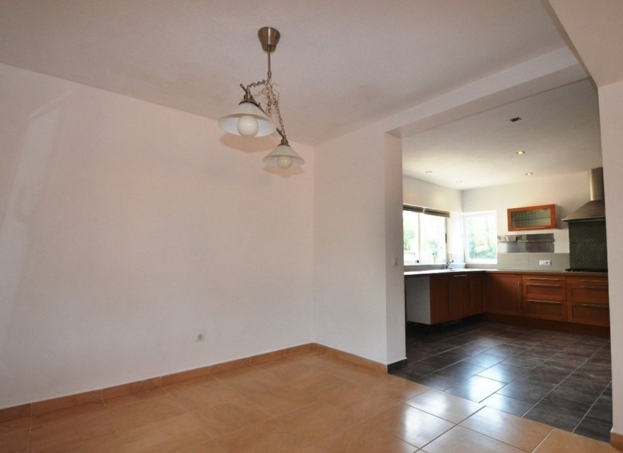 Resale - Villa - Altea