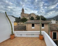 Resale - Villa - Andratx