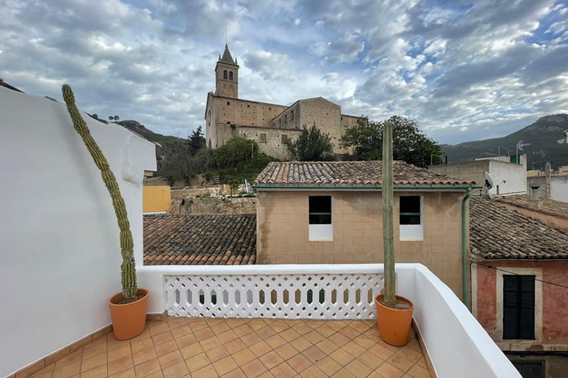 Resale - Villa - Andratx