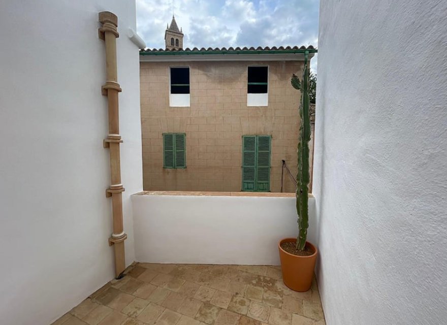 Resale - Villa - Andratx