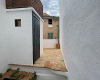 Resale - Villa - Andratx