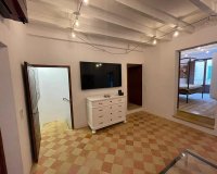Resale - Villa - Andratx