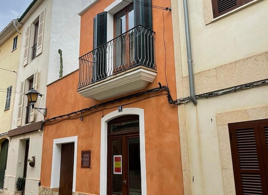 Resale - Villa - Andratx