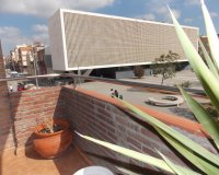 Resale - Villa - Badalona