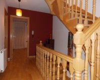 Resale - Villa - Badalona