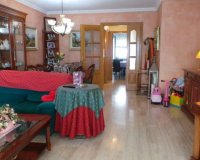 Resale - Villa - Badalona