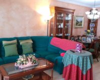 Resale - Villa - Badalona