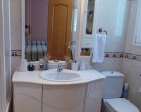 Resale - Villa - Badalona