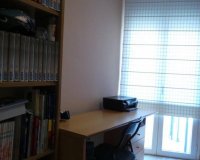 Resale - Villa - Badalona