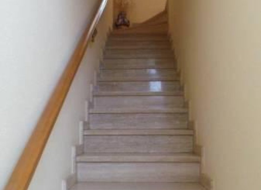 Resale - Villa - Badalona